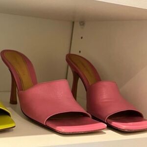 Bottega Veneta stretch mules